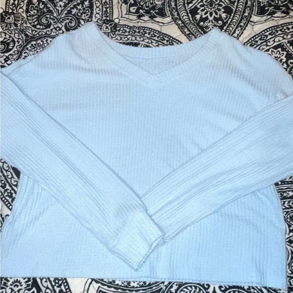 light blue sweater - Picture 1 of 1